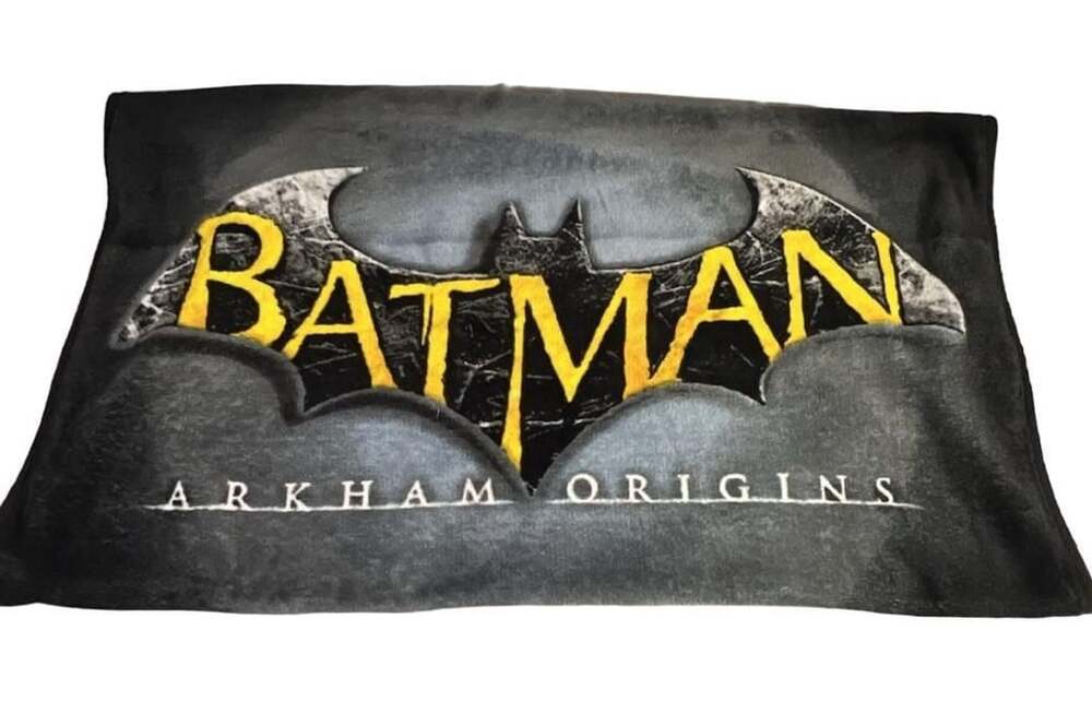 DC Comics Batman Arkham Origins Fleece Throw Blanket 54in x 34in Approx